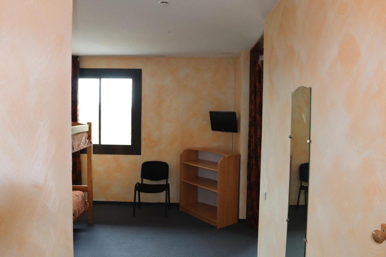 Hotel Saint Jean Montclar  Bagian luar foto