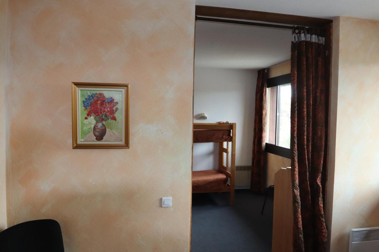 Hotel Saint Jean Montclar  Bagian luar foto
