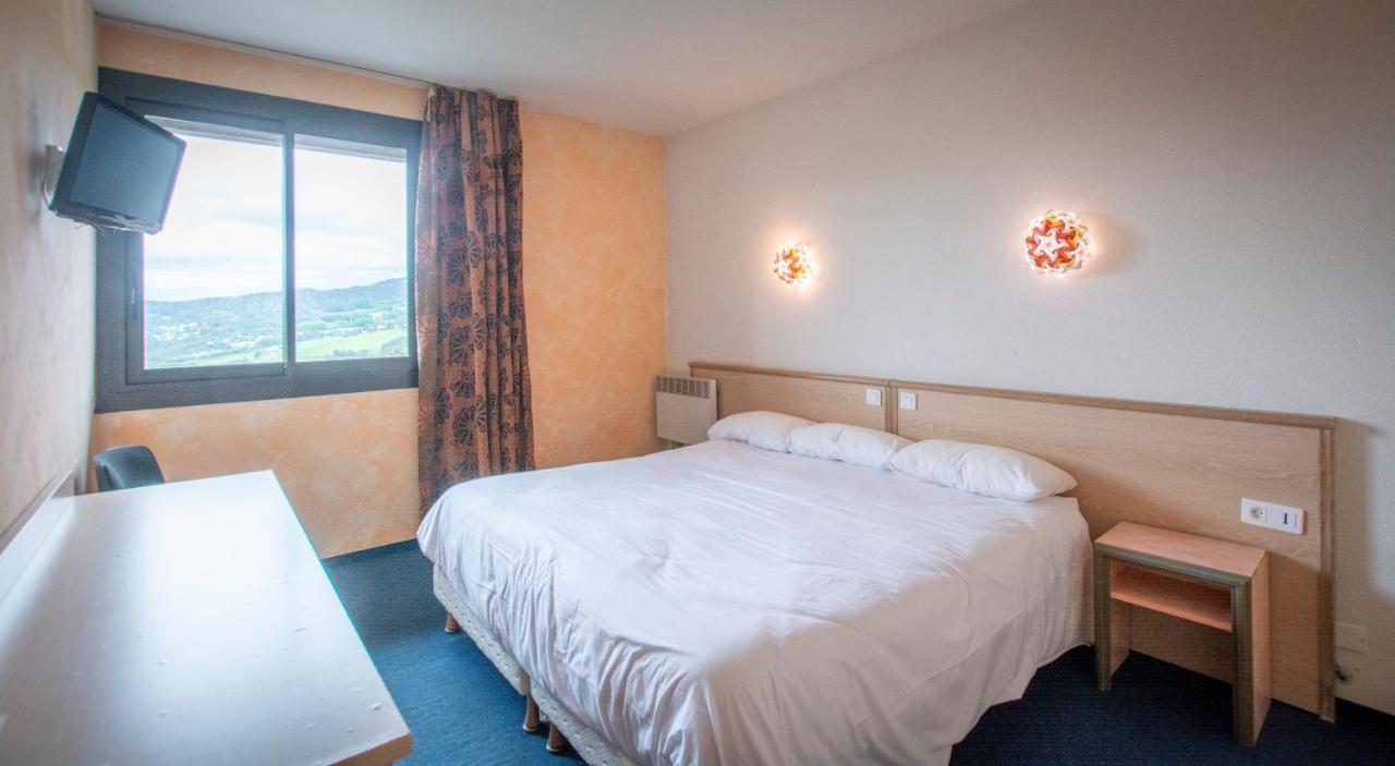 Hotel Saint Jean Montclar  Bagian luar foto